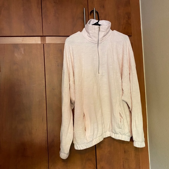 Long sleeve zip up sweater - Picture 1 of 3